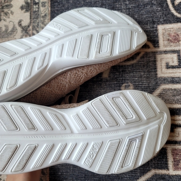 APL Techloom Phantom Sneakers Rose Gold White Womens Melange Lululemon - Picture 10 of 10